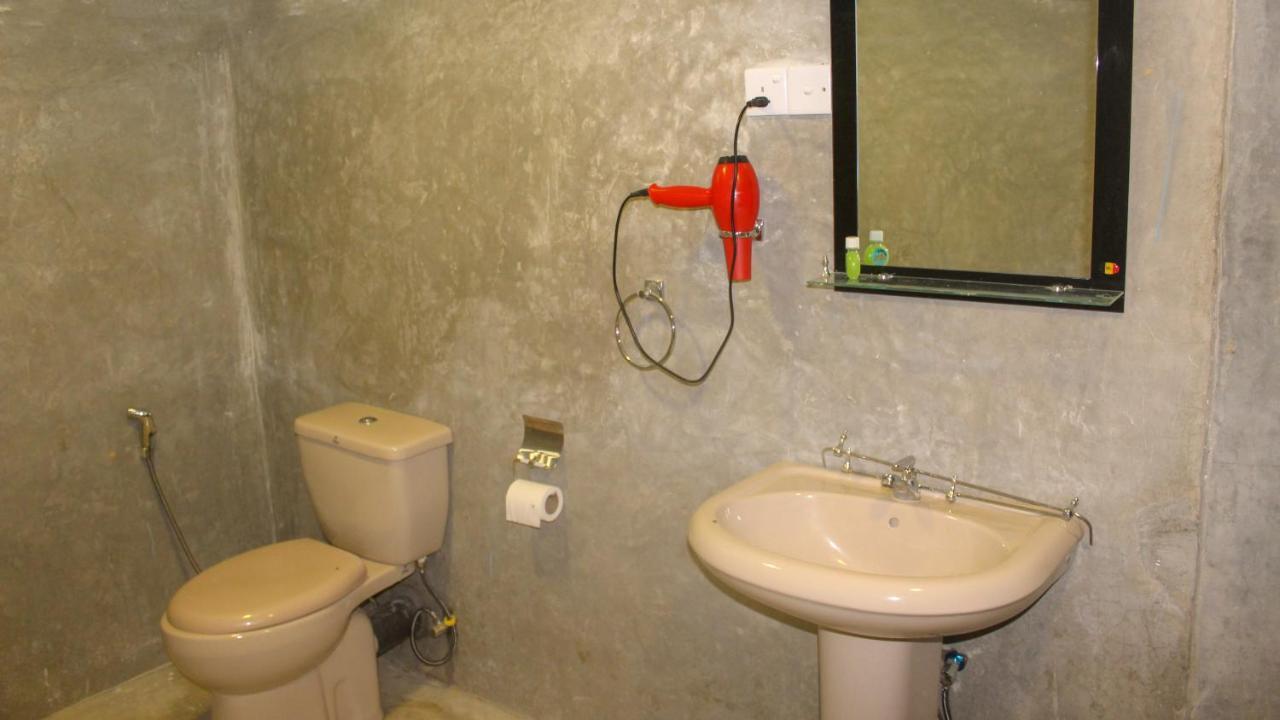 Lathika Homes Szigirija Kültér fotó