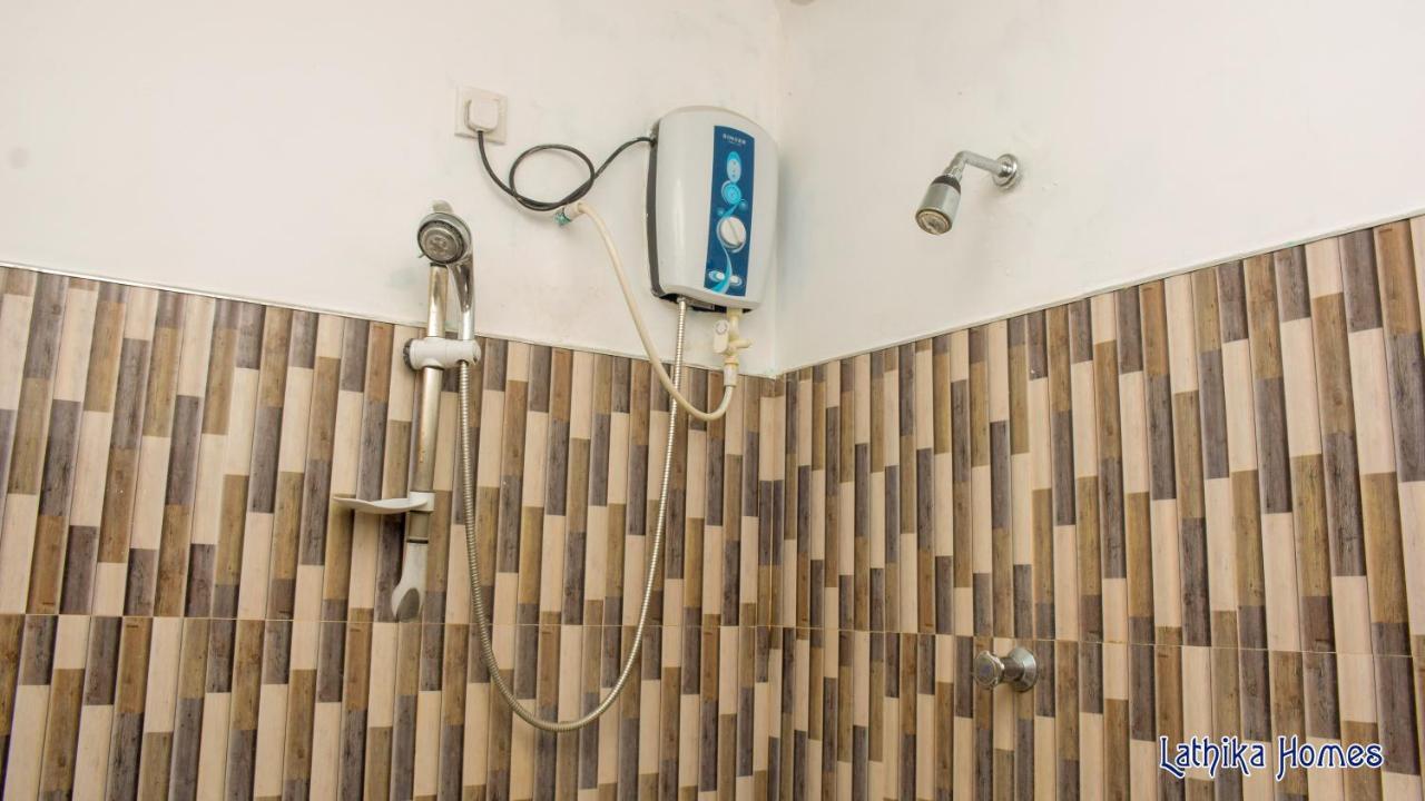 Lathika Homes Szigirija Kültér fotó